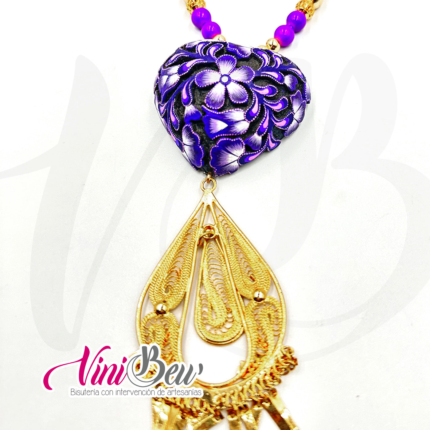 Collar Corazón Calado con Filigrana